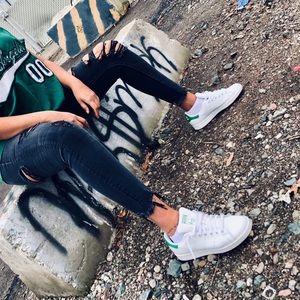 Adidas Stan Smith men’s size 7.5 women’s 9